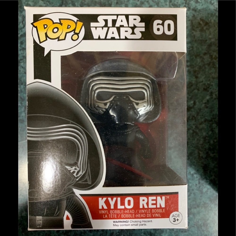 Funko pop Star Wars  The force awakens   kylo ren